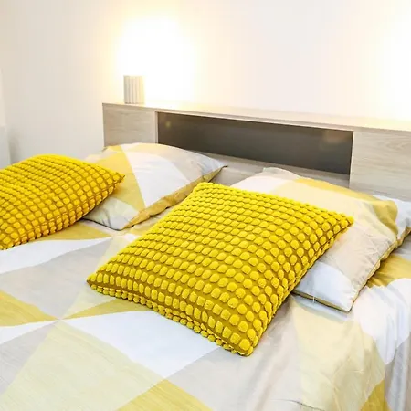 Διαμέρισμα Cozy In Desambrois *