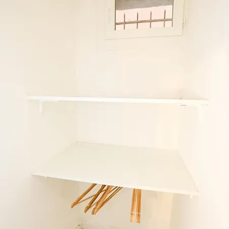 Cozy In Desambrois Διαμέρισμα *