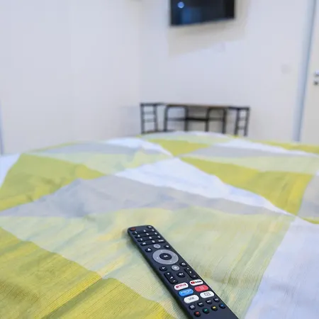 Cozy In Desambrois شقة نيس